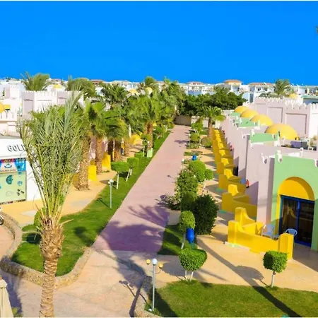 Mirage Bay Resort& Aqua Park
