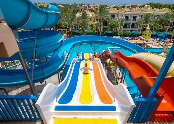 Mirage Bay Resort& Aqua Park 3*
