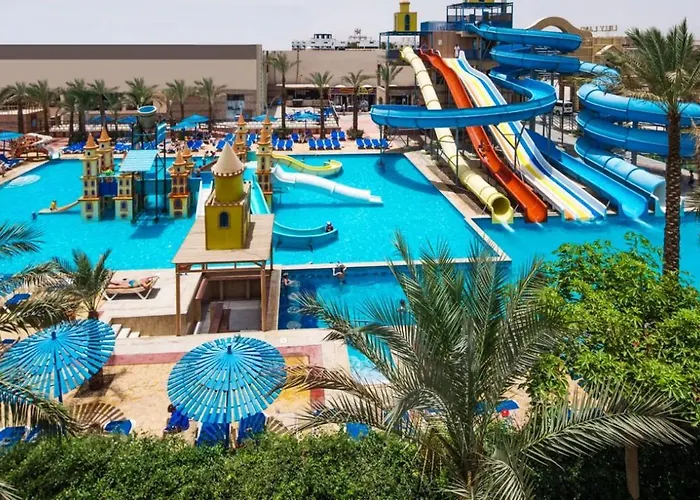 Aparthotel Mirage Bay Resort& Aqua Park 3*